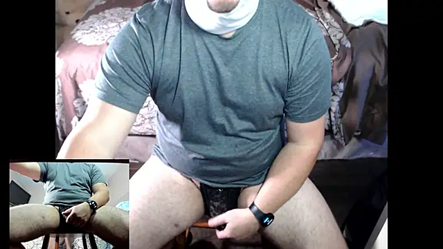 Snapshot of fatboi2slim123 chatting on 01/07/25, 04:48 fatboi2slim123 online show from 01/07/25, 04:48
