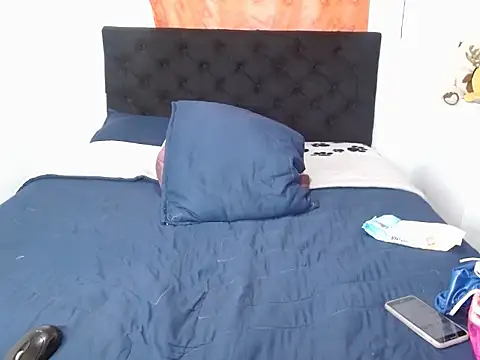 luna grans 777 online show from 09/22/25, 01:40