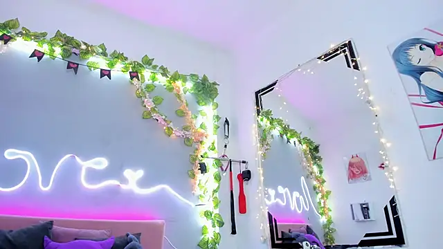 Snapshot of YouliteSllut2 chatting on 02/10/25, 05:36 YouliteSllut2 online show from 02/10/25, 05:36