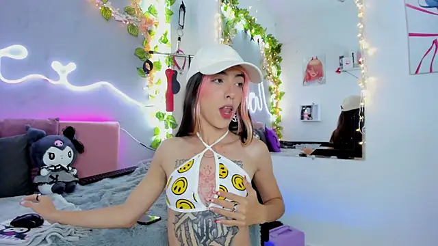 Snapshot of YouliteSllut2 chatting on 02/13/25, 08:55 YouliteSllut2 online show from 02/13/25, 08:55