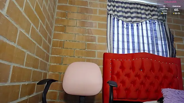 Snapshot of sharol_espitia chatting on 12/13/24, 07:10 sharol espitia online show from 12/13/24, 07:10