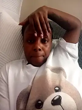 Miss Amani online show from 10/19/25, 12:06