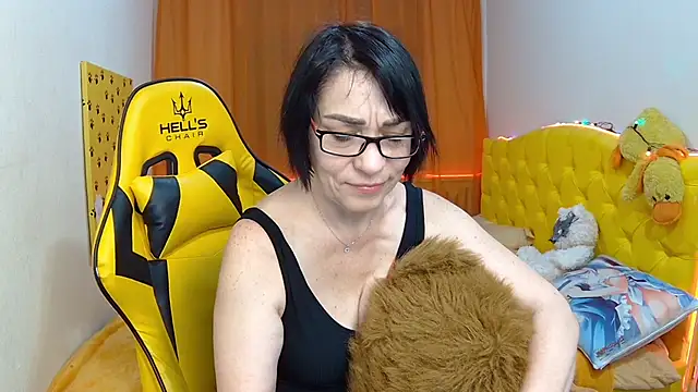 Snapshot of SandraHormas chatting on 01/25/25, 01:30 SandraHormas online show from 01/25/25, 01:30