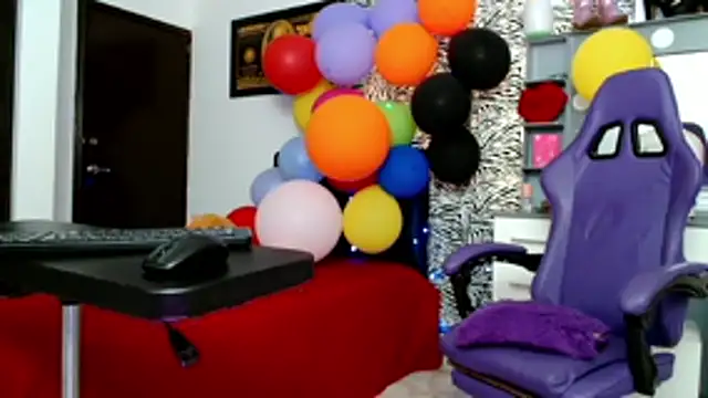 sexy bunny hot online show from 06/18/26, 05:06