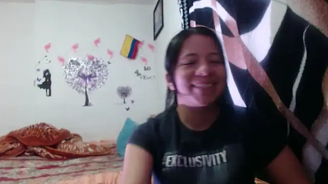 Snapshot of maria_and_angel chatting on 12/28/24, 02:11 maria and angel online show from 12/28/24, 02:11