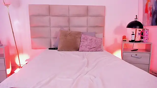 AngelyRosse1 online show from 11/12/25, 05:52