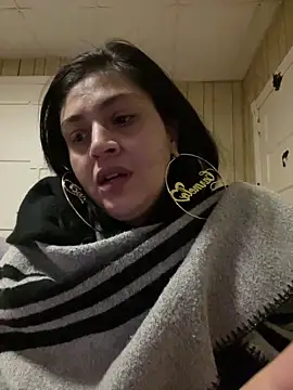 kriztal pretty online show from 12/13/25, 11:54