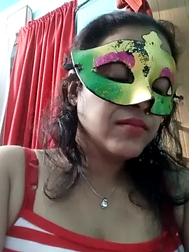 LOVERIAKOL online show from 01/01/25, 04:29
