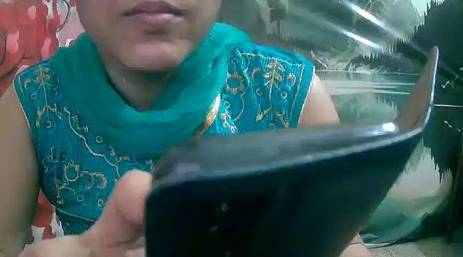 LOVERIAKOL online show from 02/28/25, 03:37