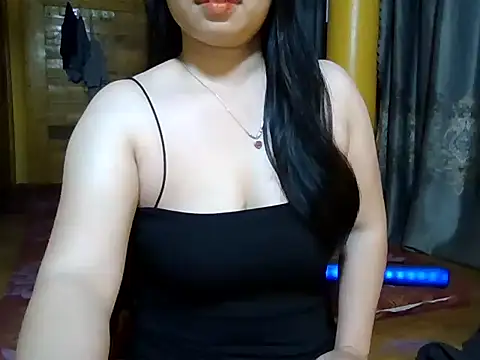 Snapshot of Sexyass13 chatting on 03/07/26, 01:24 Sexyass13 online show from 03/07/26, 01:24