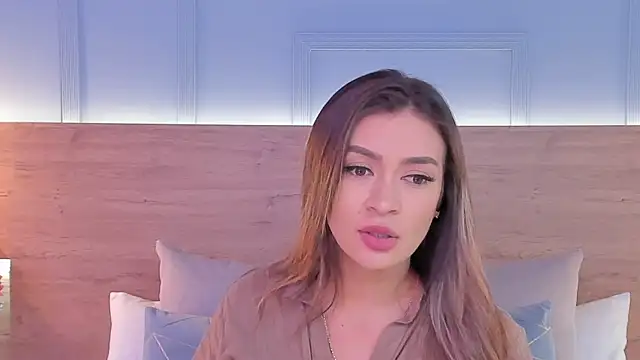 Victoria romanox online show from 01/04/25, 12:38