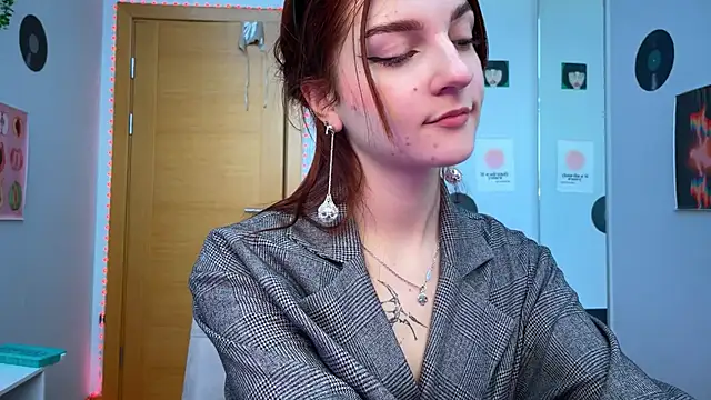 Bunny ShyGirl online show from 12/04/24, 07:50