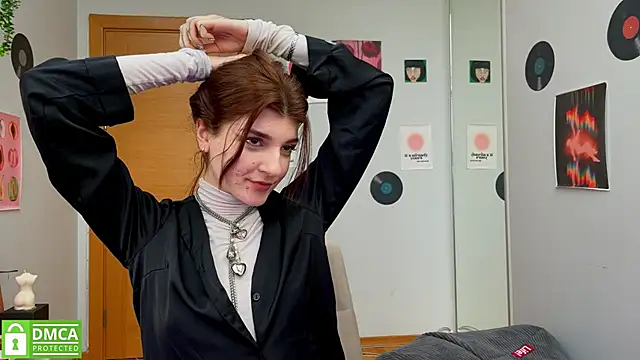 Bunny ShyGirl online show from 02/11/25, 07:54