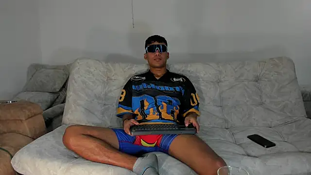 Backsex boy online show from 05/26/26, 09:00