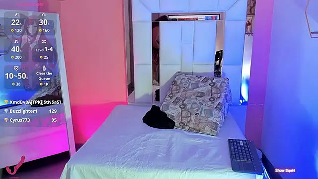 Snapshot of Alanna_hot3 chatting on 11/26/25, 07:37 Alanna hot3 online show from 11/26/25, 07:37