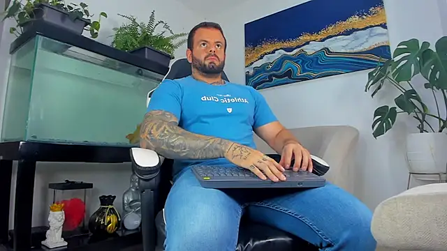 Johnnygrayson1 online show from 05/13/26, 01:03