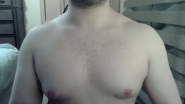 Himbo fox online show from 05/17/26, 04:21
