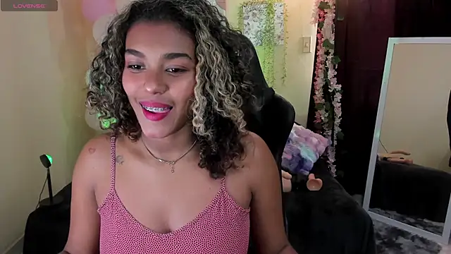 aleja montiel   online show from 01/20/25, 12:49