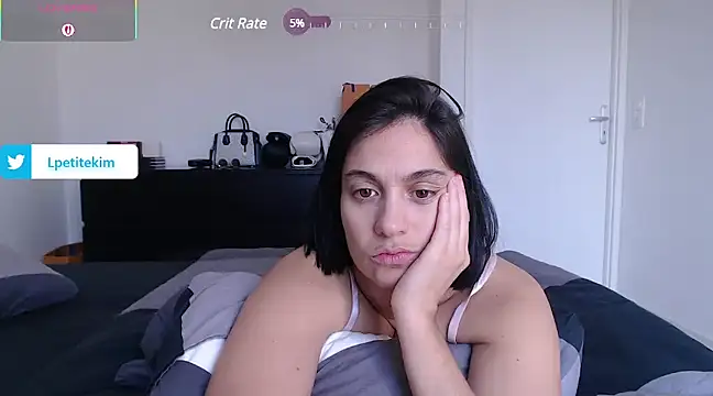 LPetitekim online show from 02/17/25, 07:42