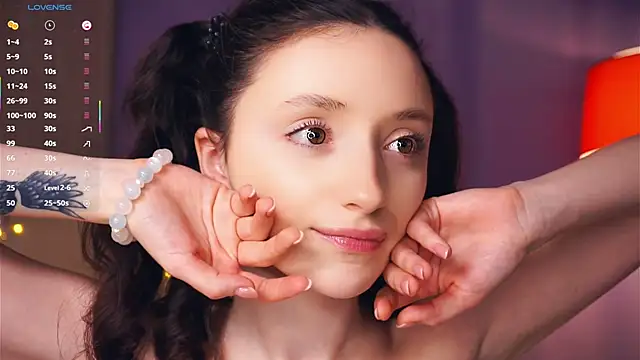 Snapshot of CuteFeret chatting on 02/07/25, 01:43 CuteFeret online show from 02/07/25, 01:43