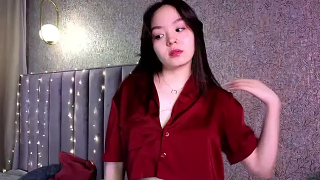 Snapshot of TaiteGloss chatting on 01/09/25, 04:17 TaiteGloss online show from 01/09/25, 04:17