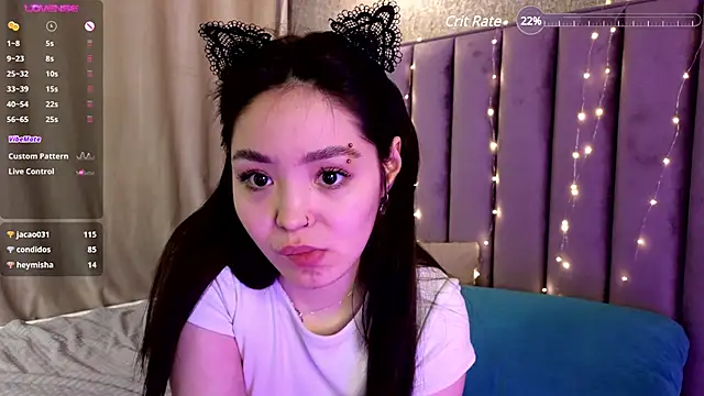 Snapshot of TaiteGloss chatting on 03/05/25, 10:21 TaiteGloss online show from 03/05/25, 10:21