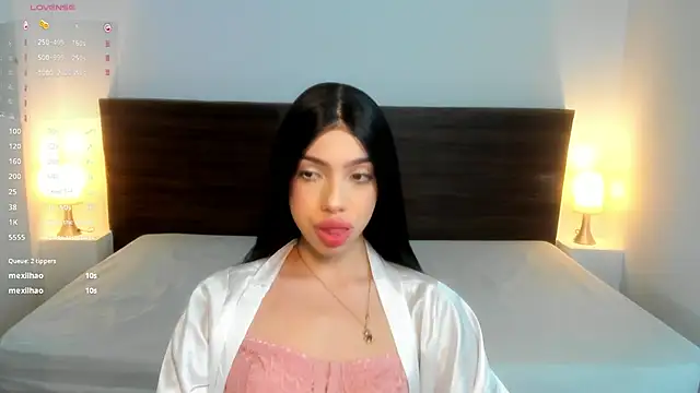 SusanRoss8 online show from 03/12/25, 03:07