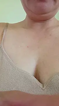 xLadyScarlettx online show from 05/20/26, 12:44
