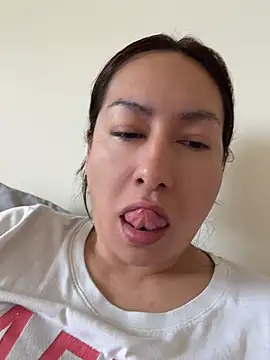 xLadyScarlettx online show from 06/23/26, 12:47