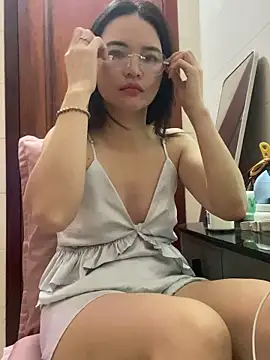 LiLi-Kirix99 online show from 06/08/26, 06:41
