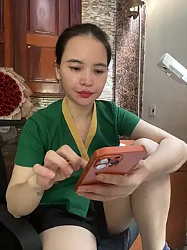 LiLi-Kirix99 online show from 07/09/26, 07:45
