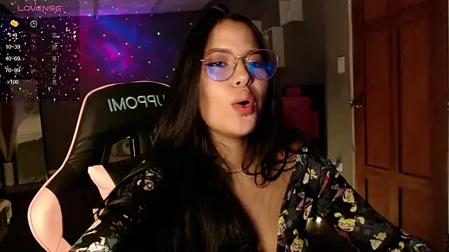 Snapshot of alexa_kei chatting on 09/23/25, 07:17 alexa kei online show from 09/23/25, 07:17