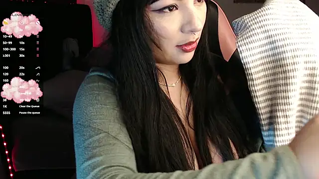 Theprojectsaraa online show from 11/14/25, 01:32