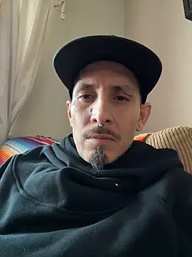 Snapshot of NutP619 chatting on 12/04/25, 10:07 NutP619 online show from 12/04/25, 10:07