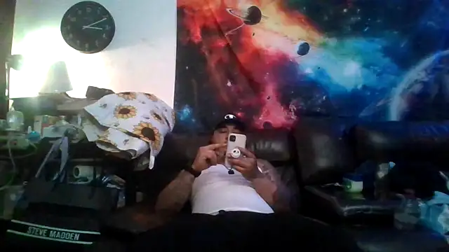 Snapshot of Antoniothedon chatting on 04/09/26, 11:15 Antoniothedon online show from 04/09/26, 11:15
