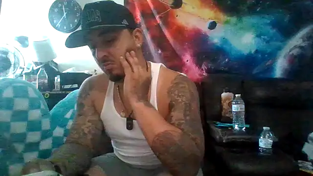 Snapshot of Antoniothedon chatting on 04/12/26, 07:41 Antoniothedon online show from 04/12/26, 07:41