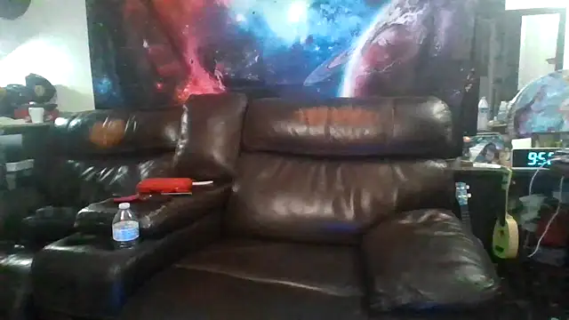 Snapshot of Antoniothedon chatting on 04/18/26, 05:00 Antoniothedon online show from 04/18/26, 05:00
