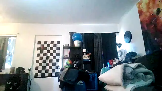 Snapshot of Antoniothedon chatting on 05/20/26, 11:44 Antoniothedon online show from 05/20/26, 11:44