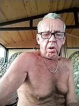 Snapshot of Freddy1962 chatting on 12/08/24, 04:14 Freddy1962 online show from 12/08/24, 04:14