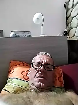 Snapshot of Freddy1962 chatting on 01/08/25, 09:12 Freddy1962 online show from 01/08/25, 09:12