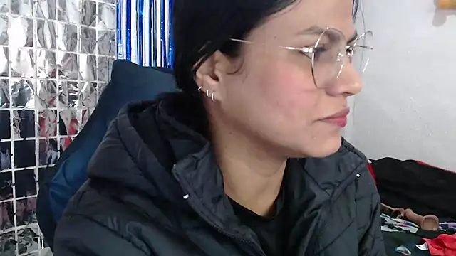 SweetAlmaa online show from 09/25/25, 09:35