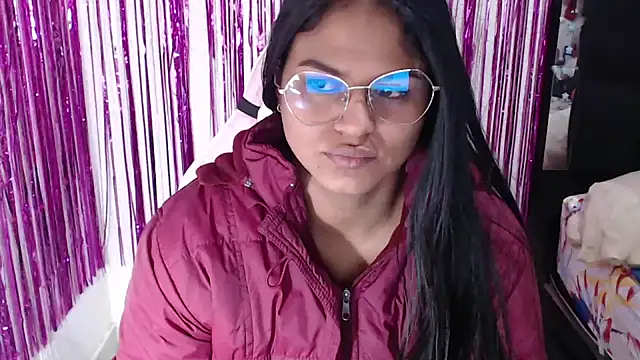 SweetAlmaa online show from 05/07/26, 09:47
