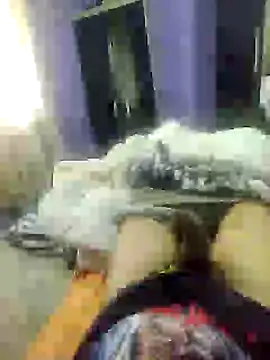 Snapshot of lorraine_alves_ferreira chatting on 10/28/25, 12:30 lorraine alves ferreira online show from 10/28/25, 12:30