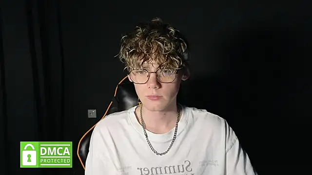 Keytaro online show from 04/30/26, 08:53