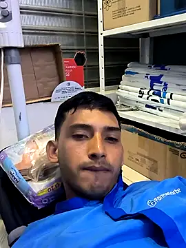 Snapshot of Jey699 chatting on 02/21/25, 10:59 Jey699 online show from 02/21/25, 10:59