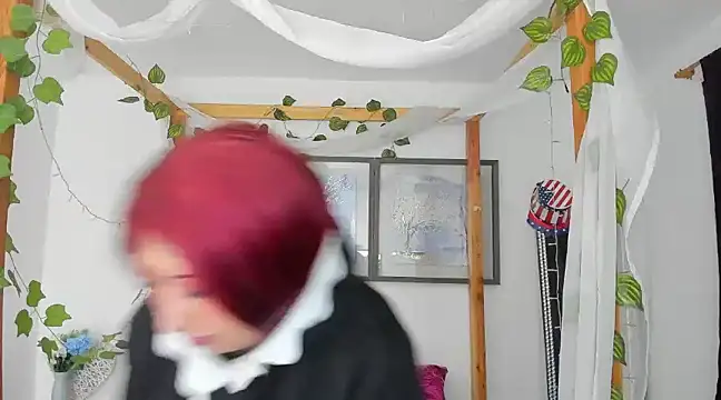 lussyevans24 online show from 01/10/25, 04:33