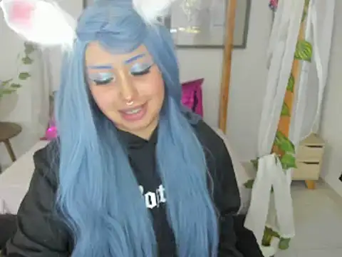 lussyevans24 online show from 01/12/25, 04:00