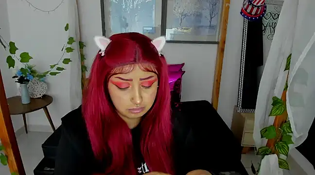 lussyevans24 online show from 01/18/25, 07:59