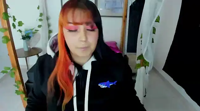 lussyevans24 online show from 01/24/25, 03:54