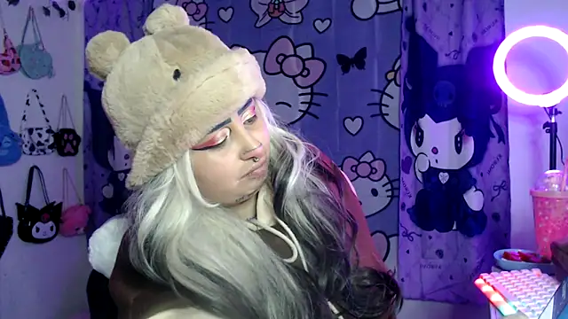 lussyevans24 online show from 09/13/25, 05:51